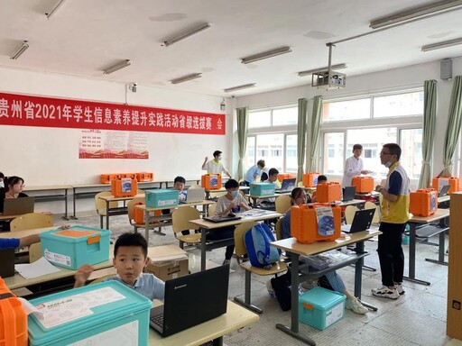 比赛现场，选手们神采奕奕