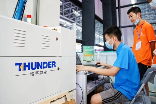 雷宇携蘑菇云创客助力2022年广西北部湾人工智能教育大赛活动完美收官