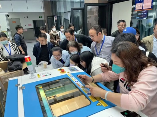 感受科技魅力沐浴科普阳光