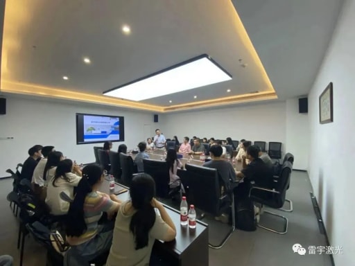 热烈欢迎东莞市松山湖教育管理中心一行莅临我司开展研修活动！