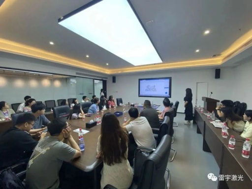 热烈欢迎东莞市松山湖教育管理中心一行莅临我司开展研修活动！